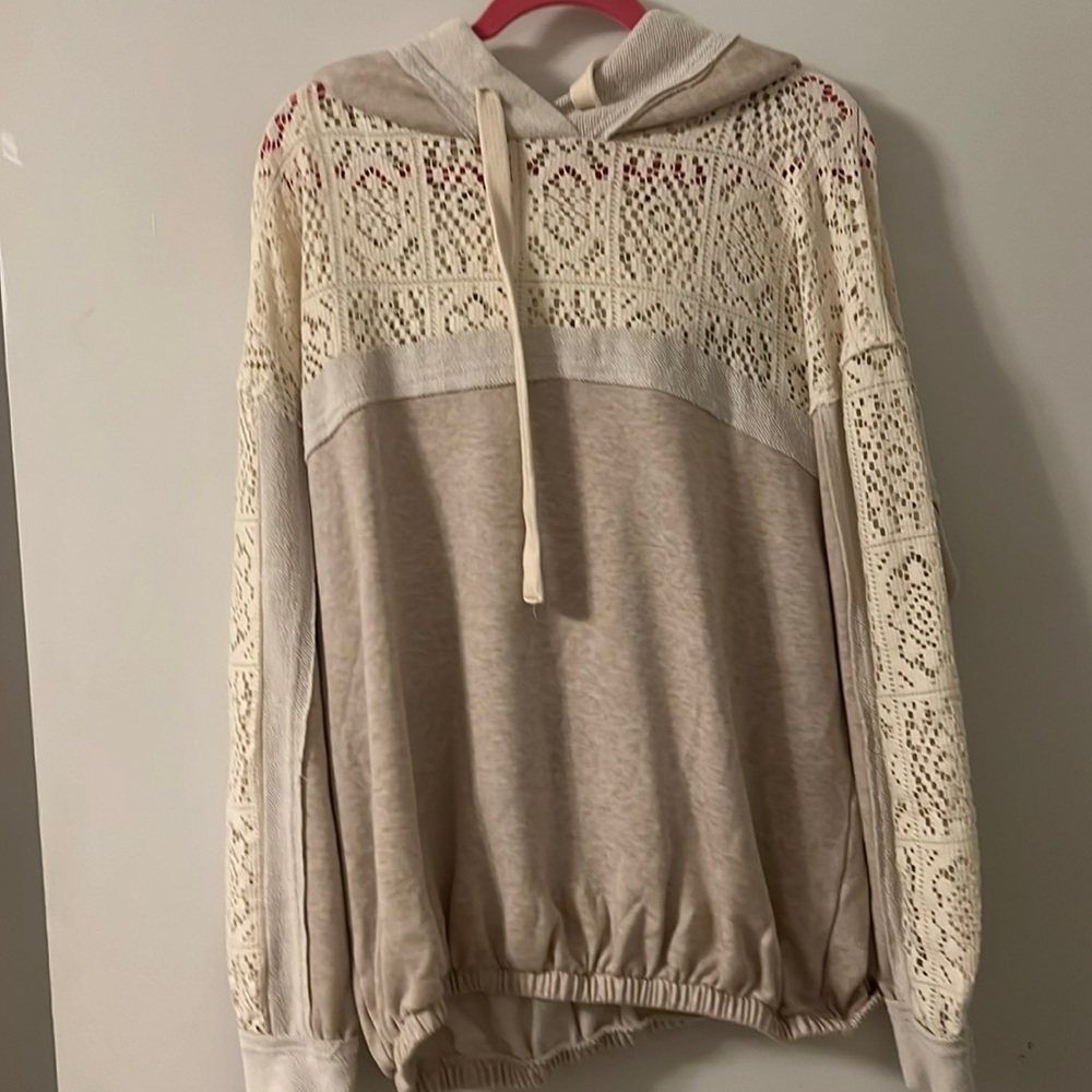 Buckle Gimmicks Tan Hoodie size Large